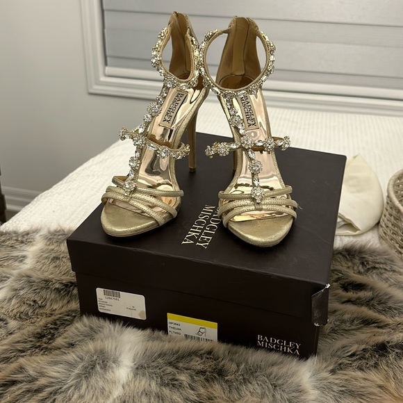 Badgley Mischka wedding shoes gold and silver lightly worn - Picture 1 of 4